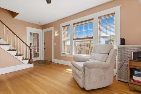 Living - 448 Gaskill St, Woonsocket, RI 02895 photo 4 of 5