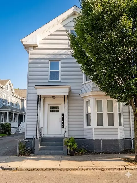 65 Douglas Ave, Providence, RI 02908