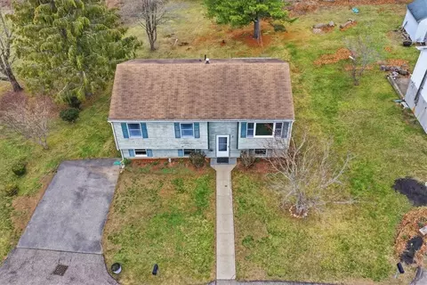 View/Area - 7 Brookview Ct, Westerly, RI 02891 photo 1 of 8