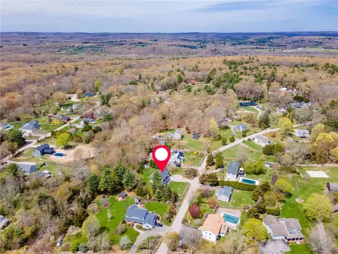 View/Area - 4 Laurel Ave, Westerly, RI 02891 photo 6 of 10
