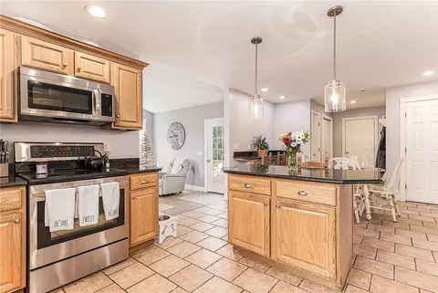Kitchen - 4 Laurel Ave, Westerly, RI 02891 photo 6 of 6