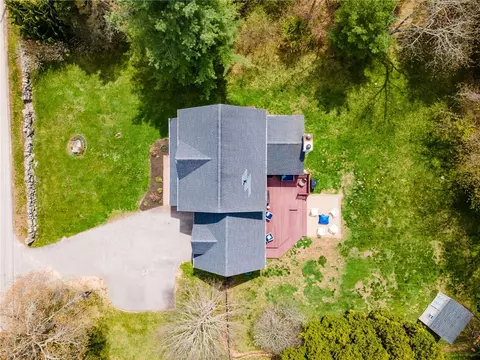 View/Area - 4 Laurel Ave, Westerly, RI 02891 photo 1 of 10