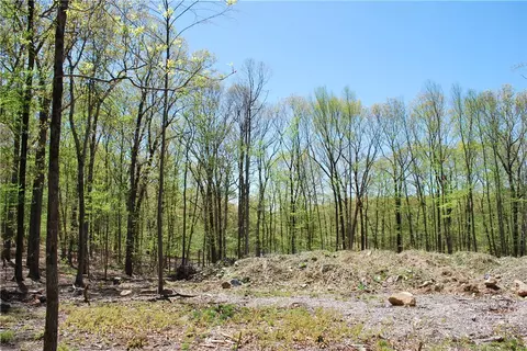 296 Tower Hill Rd, Cumberland, RI 02864