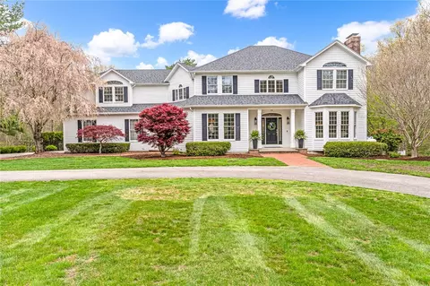 49 Miss Fry Dr, East Greenwich, RI 02818