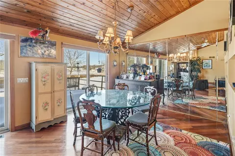 Dining - 585 Meadow View Ave, Warwick, RI 02889 photo 2 of 4
