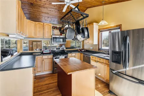 Kitchen - 585 Meadow View Ave, Warwick, RI 02889 photo 1 of 7