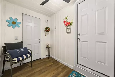 Entry Way - 200 Glen Dr, Warwick, RI 02886 photo 1 of 2