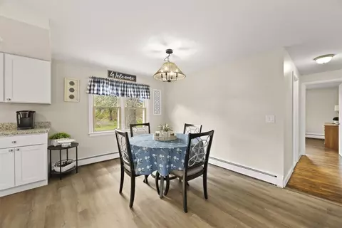 Dining - 200 Glen Dr, Warwick, RI 02886 photo 2 of 3