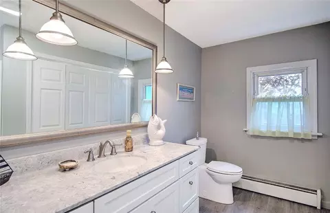 Bath - 120 Grange Ave, Woonsocket, RI 02895 photo 2 of 3