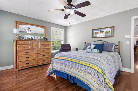 Bedroom - 799 Chestnut Hill Rd, Glocester, RI 02814 photo 2 of 5