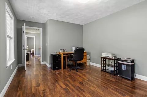 Entry Way - 799 Chestnut Hill Rd, Glocester, RI 02814 photo 3 of 5