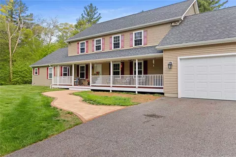 799 Chestnut Hill Rd, Glocester, RI 02814