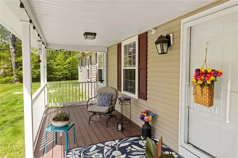 Exterior - 799 Chestnut Hill Rd, Glocester, RI 02814 photo 4 of 9