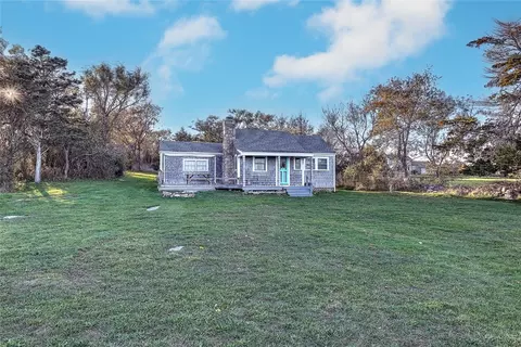 Exterior - 24 Point Meadows Rd, Little Compton, RI 02837 photo 1 of 7