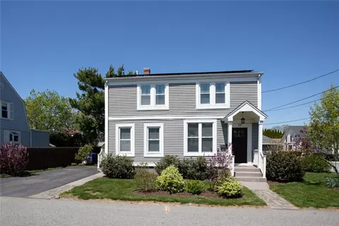 17 Sherman St, Riverside, RI 02915