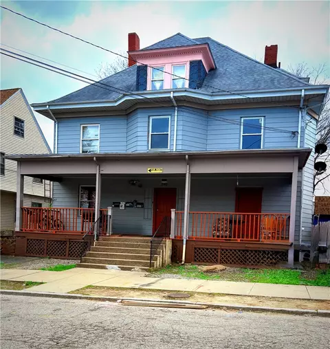 246 Sackett St, Providence, RI 02907