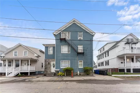 384 Juniper St, East Providence, RI 02914