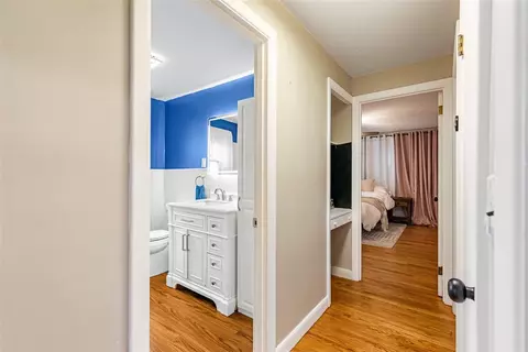 Entry Way - 48 Barker St, Warwick, RI 02888 photo 3 of 3