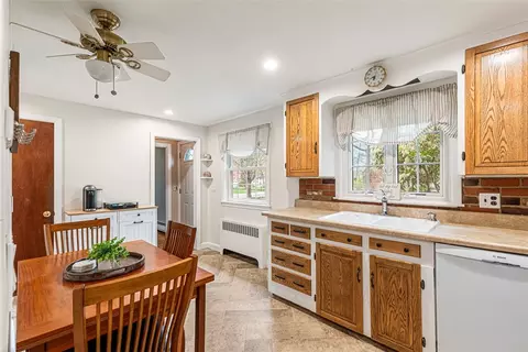 Kitchen - 48 Barker St, Warwick, RI 02888 photo 4 of 5