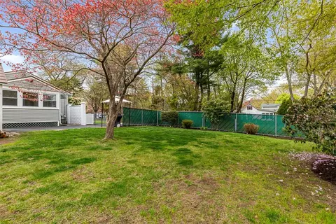 Exterior - 48 Barker St, Warwick, RI 02888 photo 11 of 15