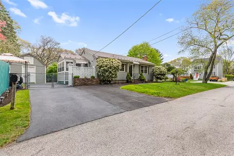 Exterior - 48 Barker St, Warwick, RI 02888 photo 3 of 15