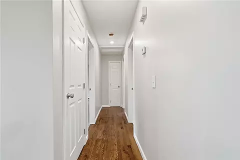 Entry Way - 52 Mockingbird Dr, Exeter, RI 02822 photo 1 of 6