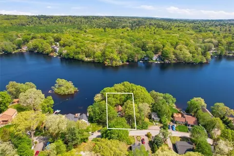 66 W Shore Dr, Exeter, RI 02822