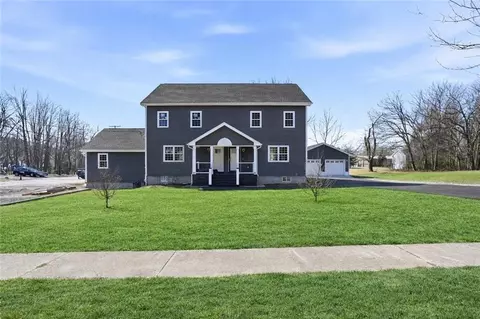 65 Oakland Ave, Oakland, RI 02858