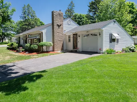 Exterior - 91 Priscilla Rd, Woonsocket, RI 02895 photo 2 of 10