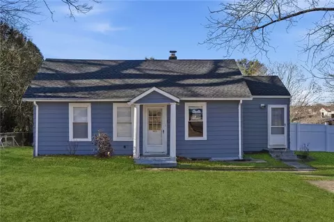 213 St Louis Ave, Woonsocket, RI 02895