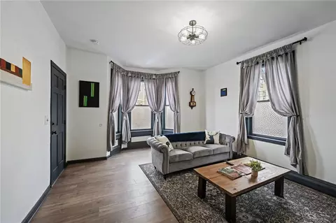 31 Gilmore St, Providence, RI 02907