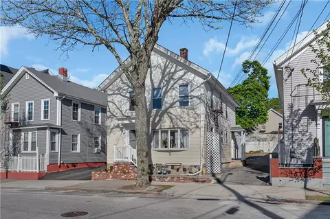 72 Moore St, Central Falls, RI 02863