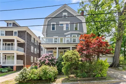 81 Larch St #3, Providence, RI 02906