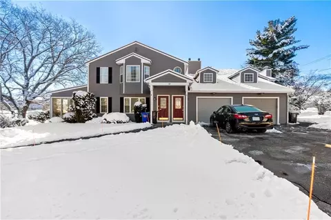 18 Pond Ct #C, North Providence, RI 02904
