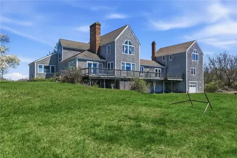 1627 Old Mill Rd, Block Island, RI 02807