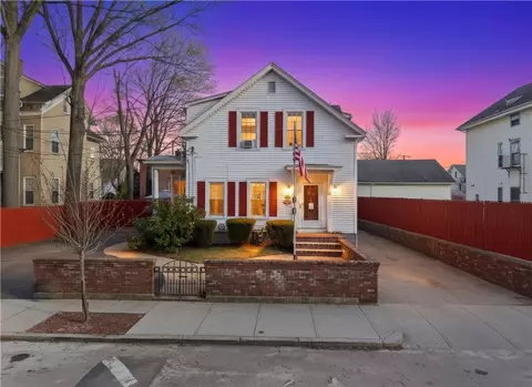 112 Clay St, Central Falls, RI 02863