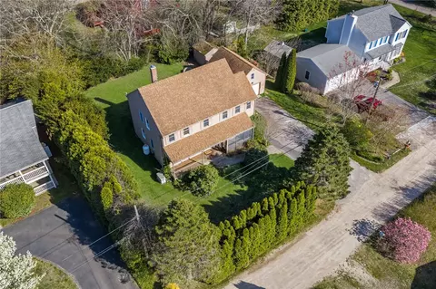 26 Bayview Rd, Charlestown, RI 02813