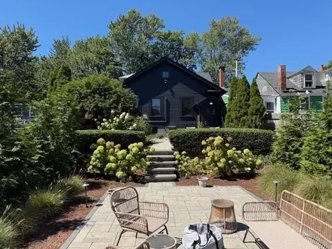 42 Marlborough St, East Greenwich, RI 02818