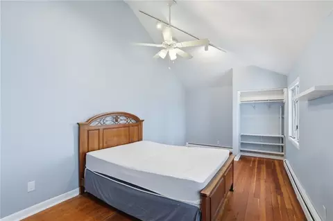 Bedroom - 29 E Shore Dr, Coventry, RI 02816 photo 2 of 6