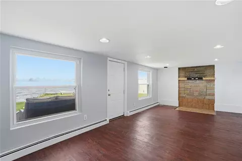 Living - 29 E Shore Dr, Coventry, RI 02816 photo 7 of 8