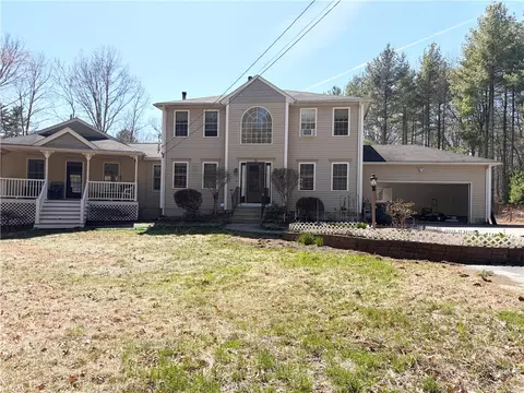 771 Gibson Hill Rd, Coventry, RI 02827