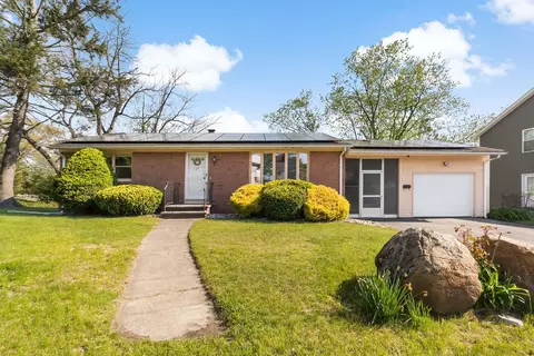 85 Sunset Ave, Providence, RI 02909