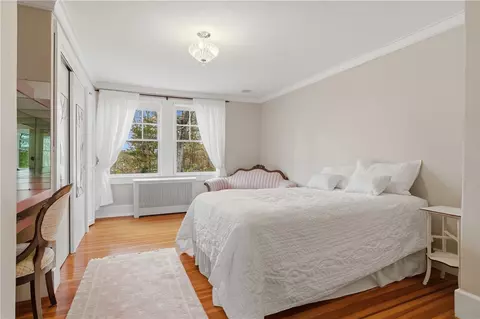 Bedroom - 10 Hamilton Hl, Glocester, RI 02829 photo 2 of 4