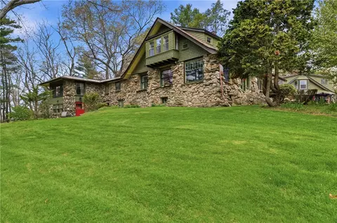 Exterior - 10 Hamilton Hl, Glocester, RI 02829 photo 3 of 8
