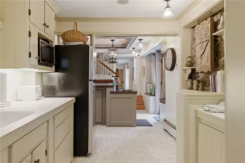 Kitchen - 10 Hamilton Hl, Glocester, RI 02829 photo 5 of 8