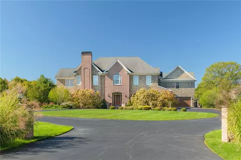 3070 Diamond Hill Rd, Cumberland, RI 02864