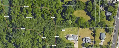 0 Peck Ln, Barrington, RI 02806