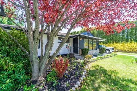 Exterior - 219 Dawn Blvd, Woonsocket, RI 02895 photo 5 of 6