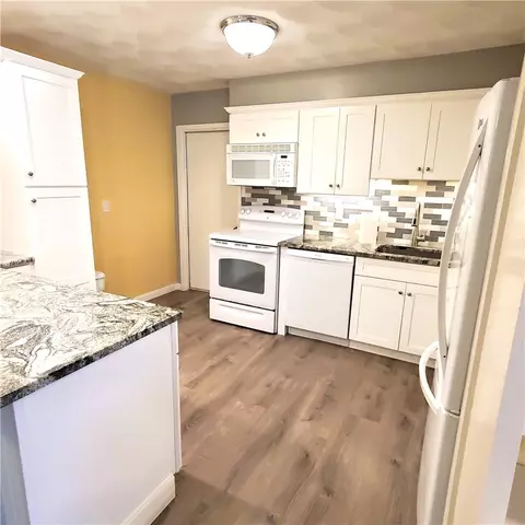 Kitchen - 661 Orleans Ct, Warwick, RI 02886 photo 6 of 7