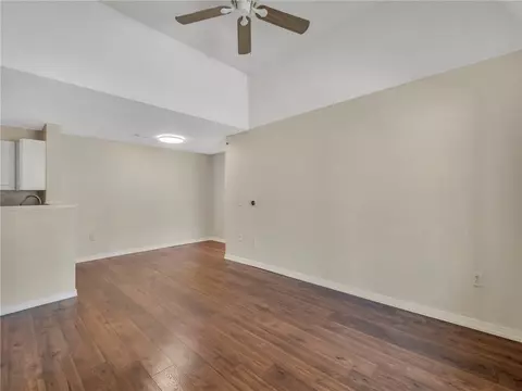 Living - 96 Mill St #303, Woonsocket, RI 02895 photo 5 of 11